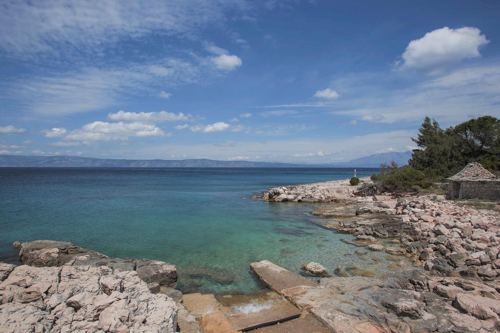 Villa Mendes Zastražišće 外观 照片