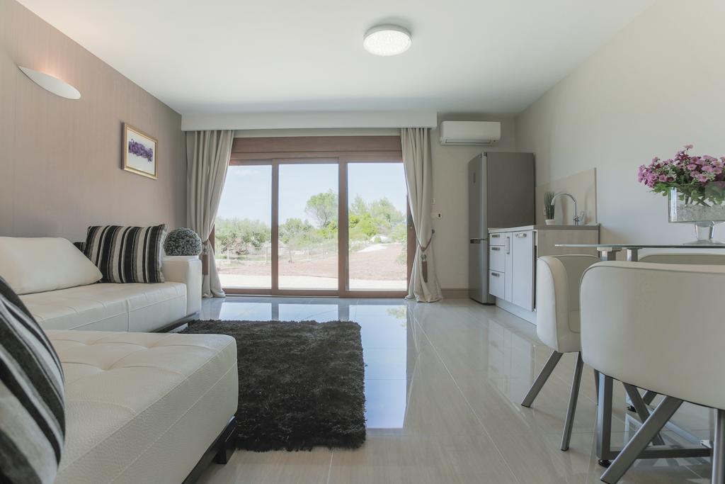 Villa Mendes Zastražišće 外观 照片