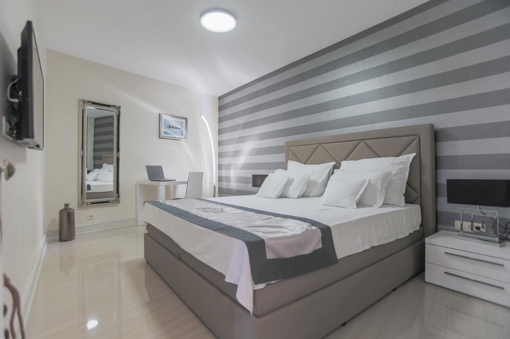 Villa Mendes Zastražišće 外观 照片
